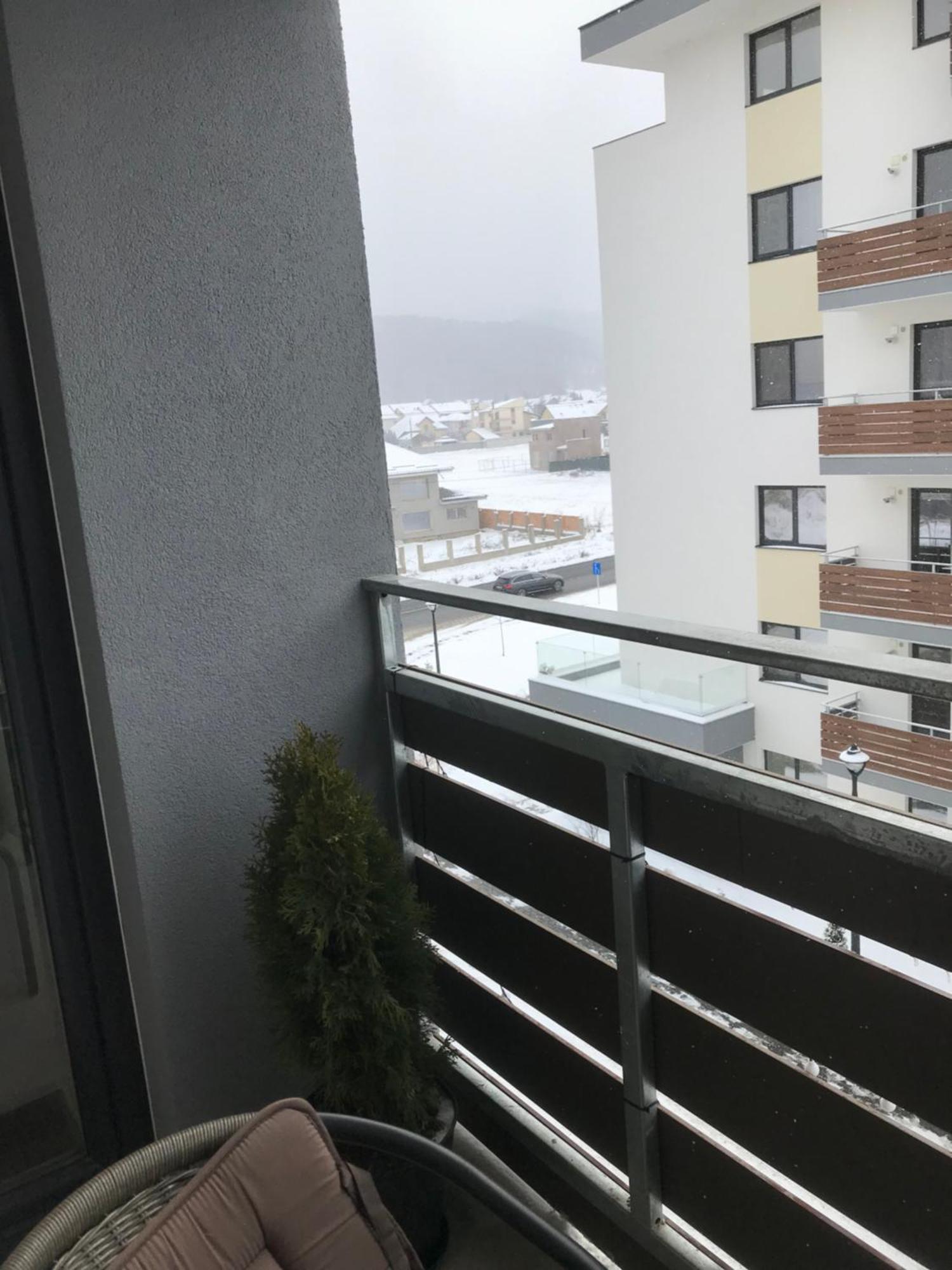 Ferienwohnung Deea H24 Rîşnov Exterior foto